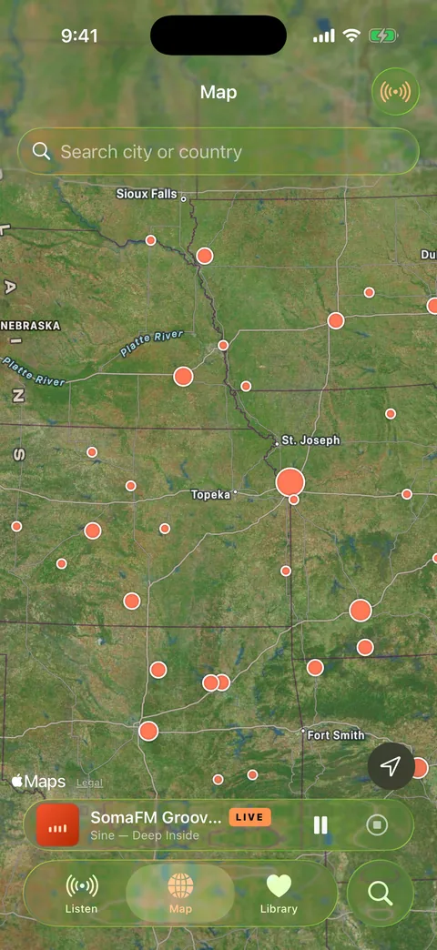 Worldwave map with radio stations pinned on cities